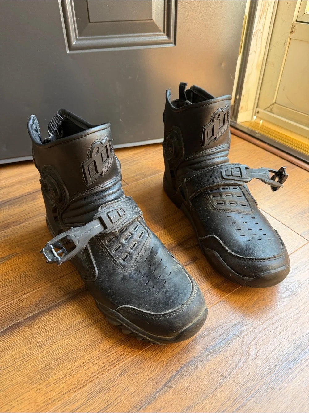 Accelerant D30 Men's Motorcycle Boots